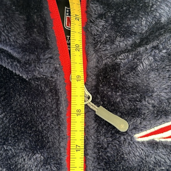 NFL New England Patriots Women’s Sherpa fuzzy north face like jacket small great - Picture 7 of 14